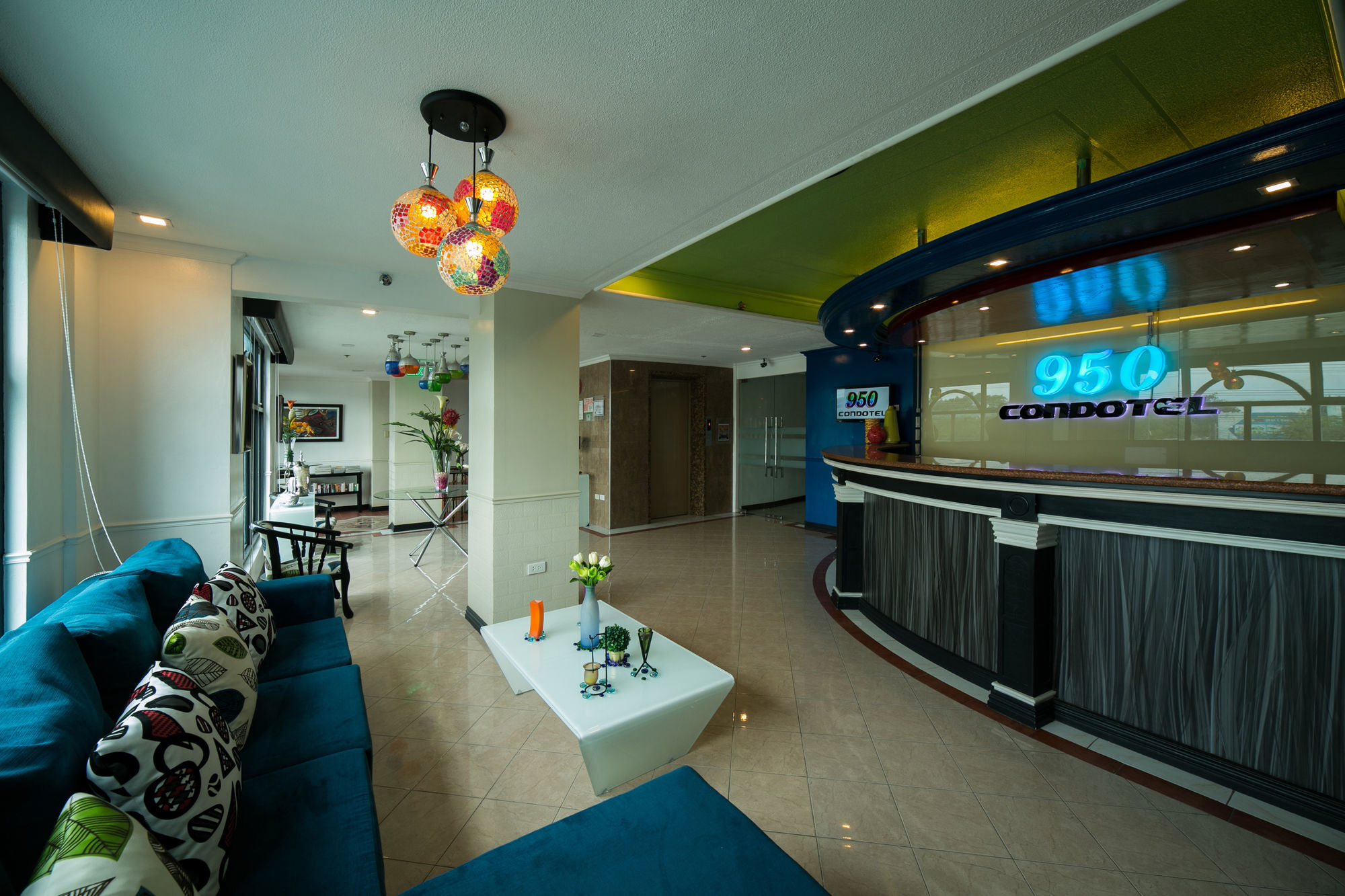 950 Condotel Angeles Exterior photo