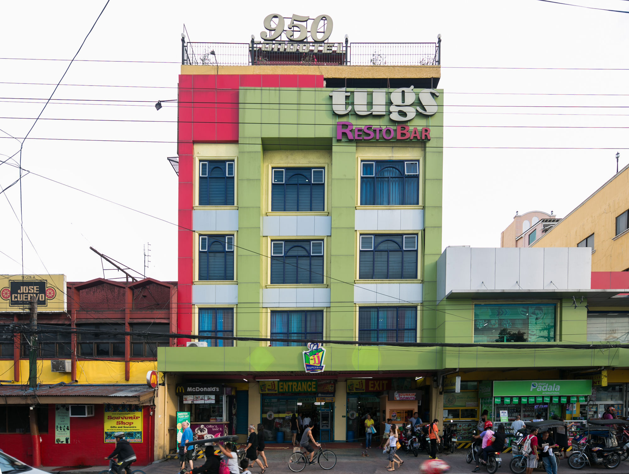 950 Condotel Angeles Exterior photo